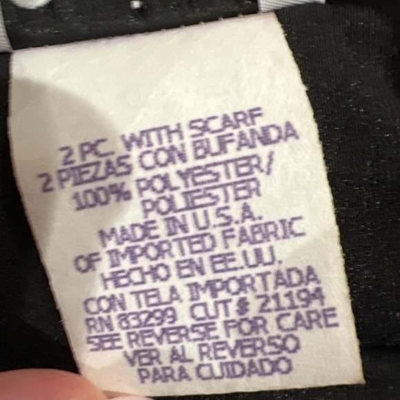 Retro 00s black gown - Picture 6 of 6